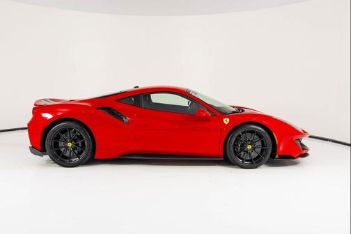 2019 Ferrari 488 Pista Base