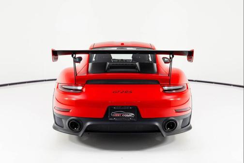 2019 Porsche 911 GT2 RS