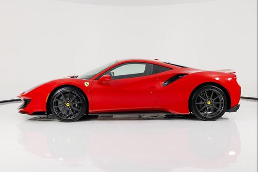 2019 Ferrari 488 Pista Base