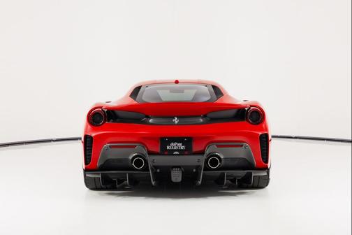 Rosso Corsa 2019 Ferrari 488 Pista Base