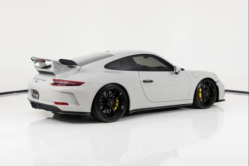 2018 Porsche 911 GT3