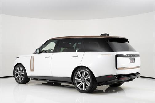 2023 Land Rover Range Rover SV