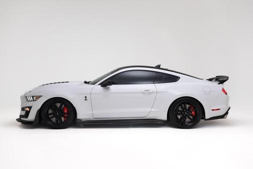 Oxford White 2022 Ford Shelby GT500 Base