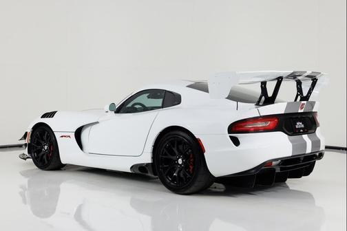 Viper White Clearcoat 2016 Dodge Viper ACR