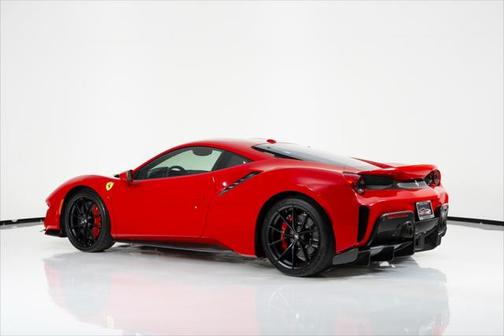 2019 Ferrari 488 Pista Base