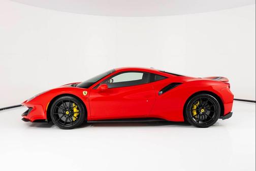2019 Ferrari 488 Pista Base