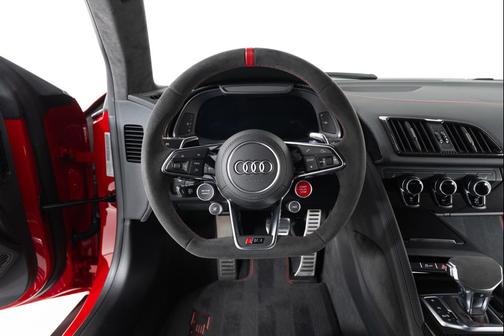 Tango Red Metallic 2023 Audi R8 V10 GT RWD S tronic