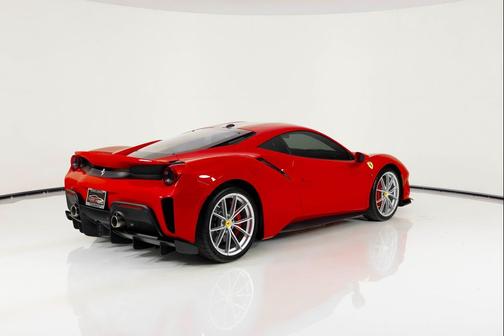 2019 Ferrari 488 Pista Base