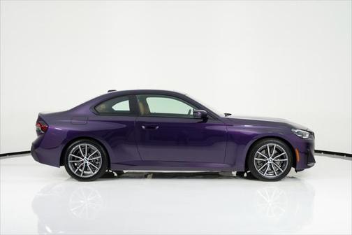 2024 BMW 230 i