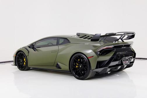 2022 Lamborghini Huracan STO Coupe