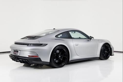 2022 Porsche 911 GT3 w/Touring Package