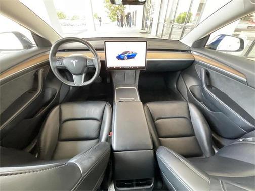 2022 Tesla Model 3 Standard Range