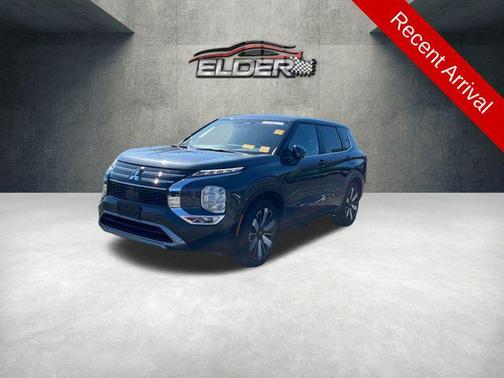 Gray 2025 Mitsubishi Outlander SE 2.5 S-AWC
