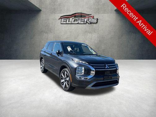 Gray 2025 Mitsubishi Outlander SE 2.5 S-AWC