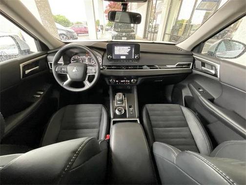 2023 Mitsubishi Outlander SE 2.5 2WD