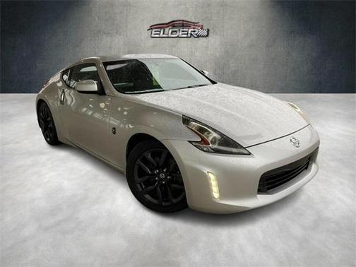 2018 Nissan 370Z Base