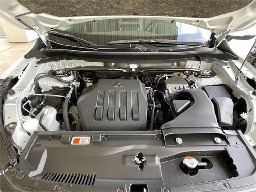 2026 Mitsubishi Eclipse Cross SE