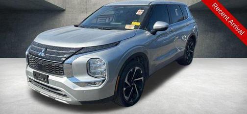 2023 Mitsubishi Outlander SE Black Edition 2WD