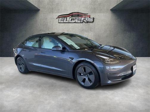 2022 Tesla Model 3 Standard Range
