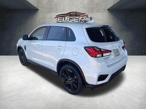 White Diamond 2026 Mitsubishi Outlander Sport 2.0 LE