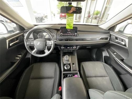 2022 Mitsubishi Outlander ES 2.5 S-AWC