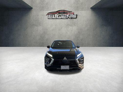Labrador Black Pearl 2026 Mitsubishi Eclipse Cross ES