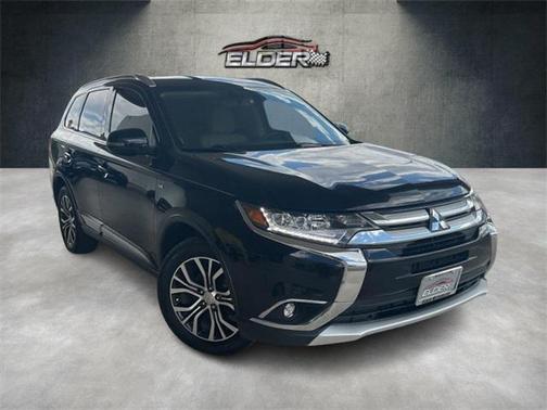 2020 Mitsubishi Outlander LE