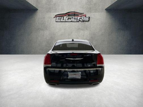 2021 Chrysler 300 Touring