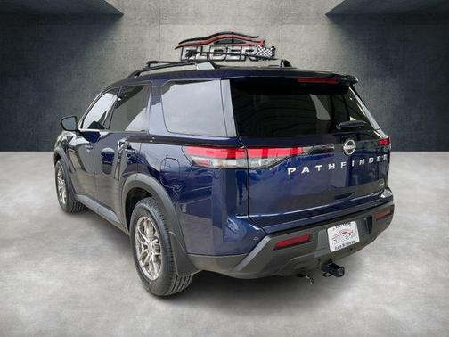 2022 Nissan Pathfinder SV 2WD