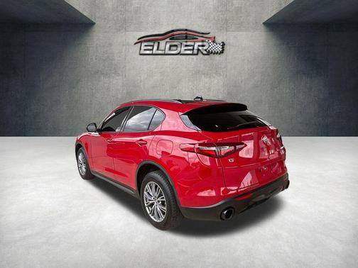 2022 Alfa Romeo Stelvio Sprint