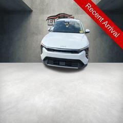 Snow White Pearl 2025 Kia K4 EX