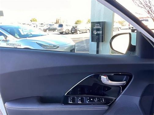 2022 Kia Niro EV EX