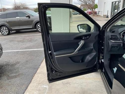 2026 Mitsubishi Eclipse Cross SE