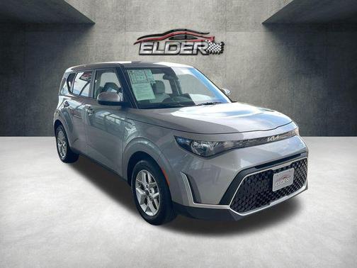 Gray 2025 Kia Soul LX