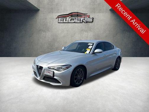 2019 Alfa Romeo Giulia Base