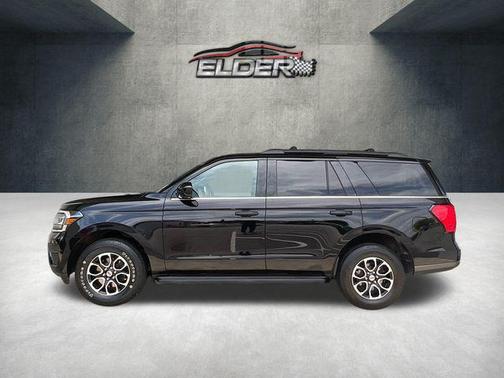AGATE BLACK METALLIC 2022 Ford Expedition XLT