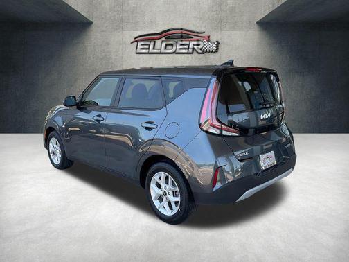 Gravity Gray 2025 Kia Soul LX