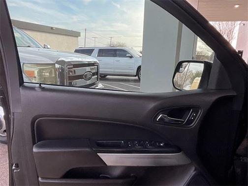 2017 Chevrolet Colorado LT