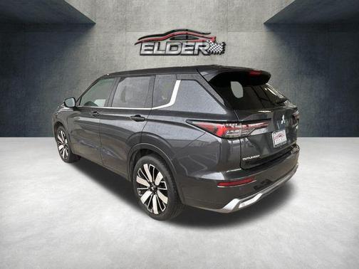 Gray 2025 Mitsubishi Outlander SE 2.5 S-AWC