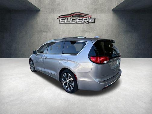 Billet Silver Metallic Clearcoat 2019 Chrysler Pacifica Limited