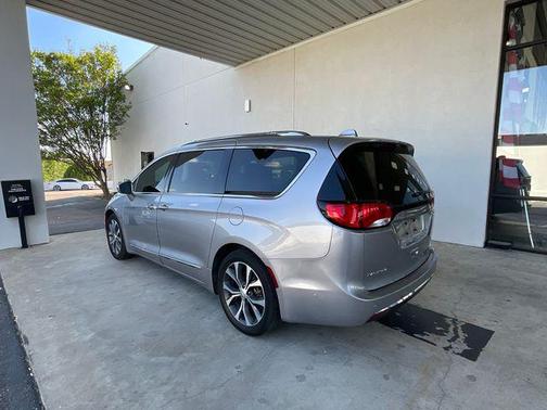 Billet Silver Metallic Clearcoat 2019 Chrysler Pacifica Limited