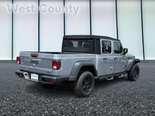 2020 Jeep Gladiator Sport