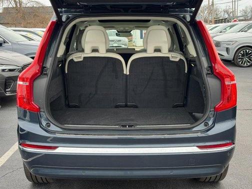 2024 Volvo XC90 B6 Ultimate Bright Theme 7-Seater