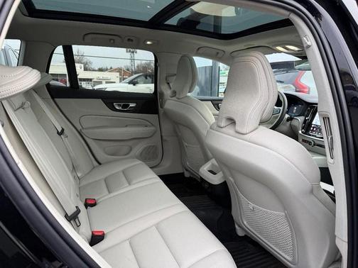 2026 Volvo V60 Cross Country B5 Plus