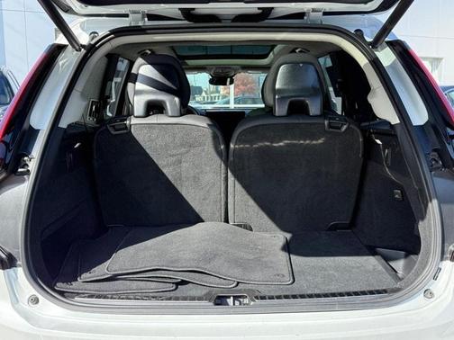 2025 Volvo XC90 B5 2025.5 PLUS