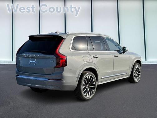 2026 Volvo XC90 B6 Ultra 7-Seater