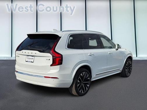 2025 Volvo XC90 B6 Plus 7-Seater