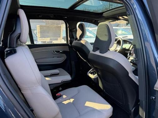 2026 Volvo XC90 B6 Plus 6-Seater