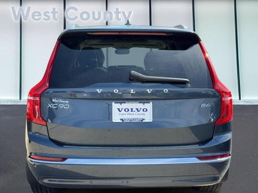 2024 Volvo XC90 B6 Plus Bright Theme 7-Seater