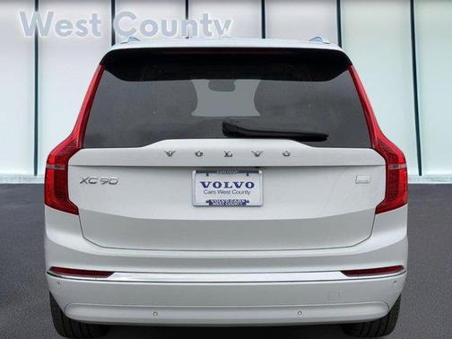 2023 Volvo XC90 Recharge Plug-In Hybrid T8 Plus 6-Seater